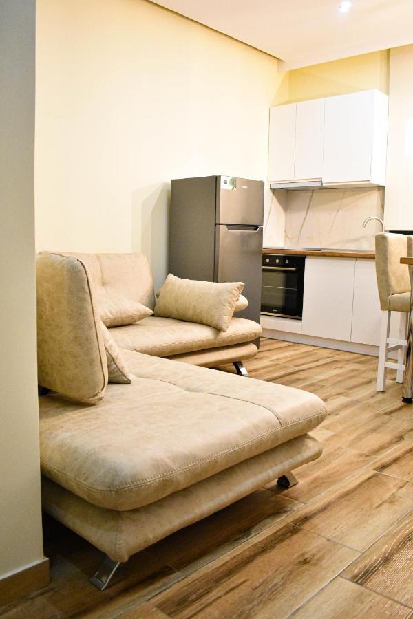 Delmar Apartments Golem  Εξωτερικό φωτογραφία