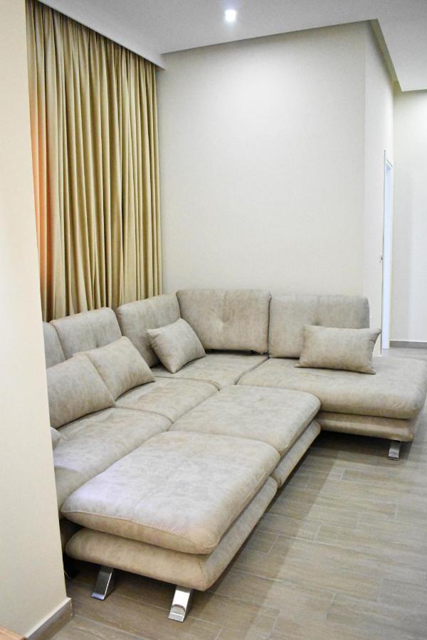 Delmar Apartments Golem  Εξωτερικό φωτογραφία