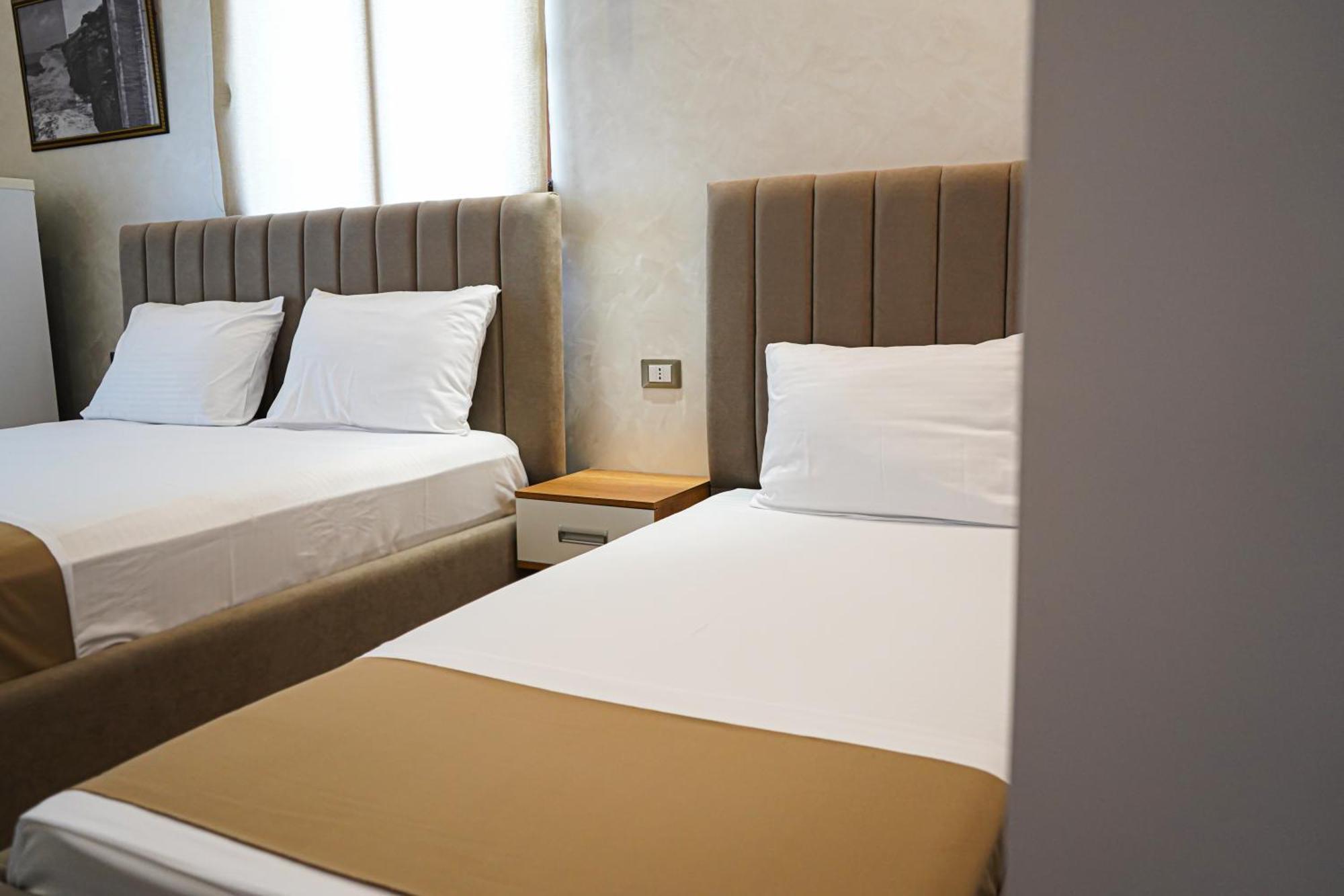 Delmar Apartments Golem  Εξωτερικό φωτογραφία